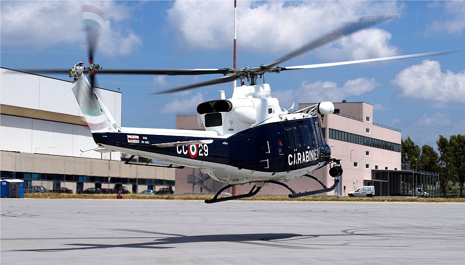 Un esemplare di AB-412 in servizio con l'Arma dei Carabinieri, da sempre fedele utilizzatrice dei prodotti Agusta, dallo AB-47G fino all'attuale AW-109N Nexus AB-412 CC-29