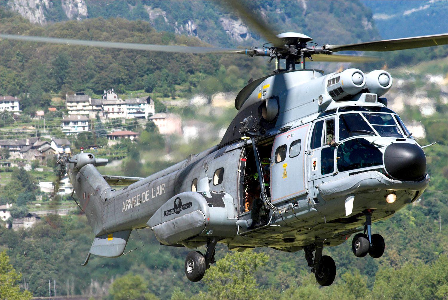 AS.332C 2093 FRENCH AIR FORCE. AS.332C 2093 FRENCH AIR FORCE.