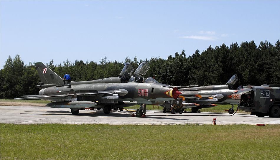 WLOP Su-22UM-3K + Su-22M-4 8.elt
