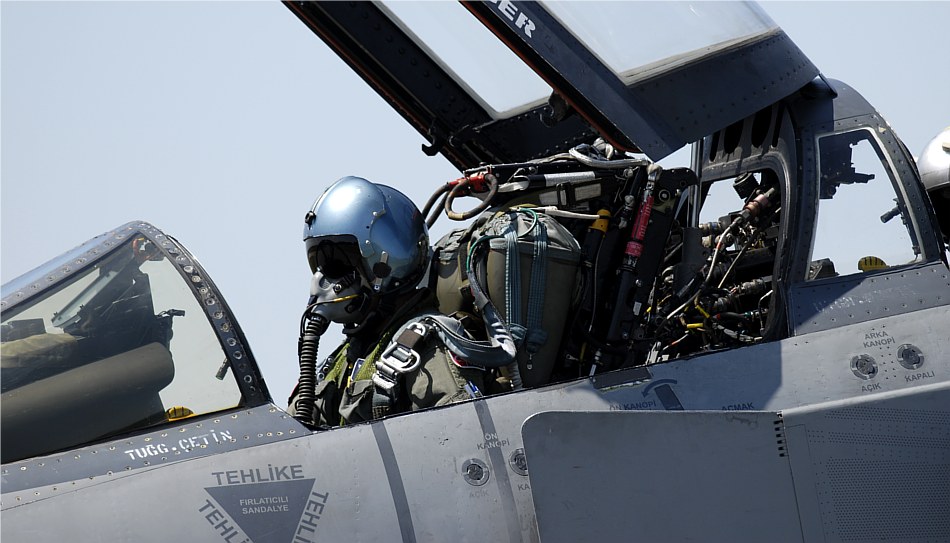 Turkish Air Force: F-4E-2020 primo piano di uno dei 'Pirati' THK: F-4E-2020 171 Sqn