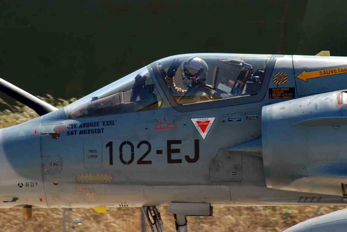 f.af M.2000 decollo