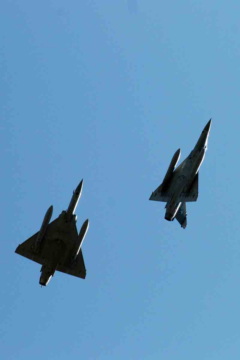 f.af M.2000 apertura