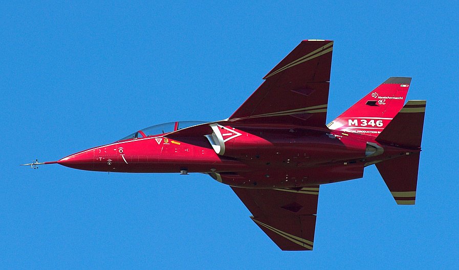 M-346 LRIP00 on a low pass