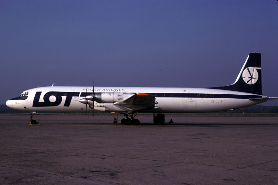 SP-LSF Il-18E della polacca LOT